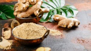 Fresh ginger root and powder